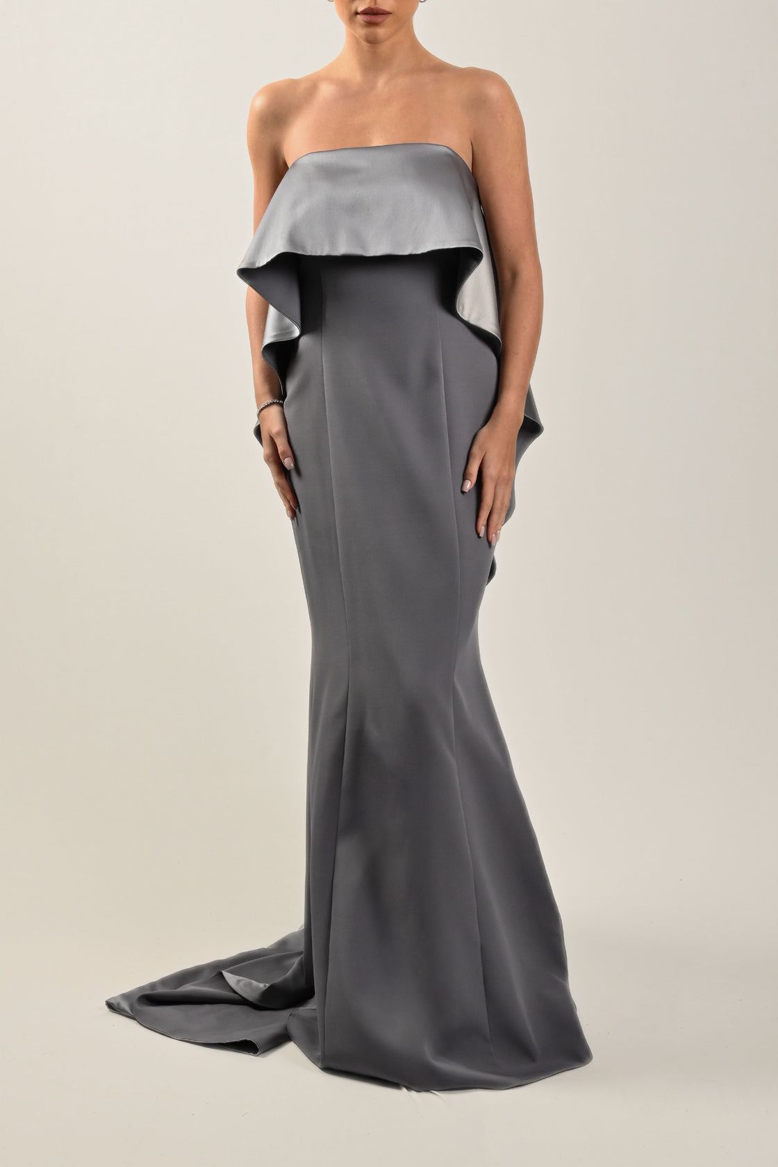 Sleeveless Long Crepe Gray Dress