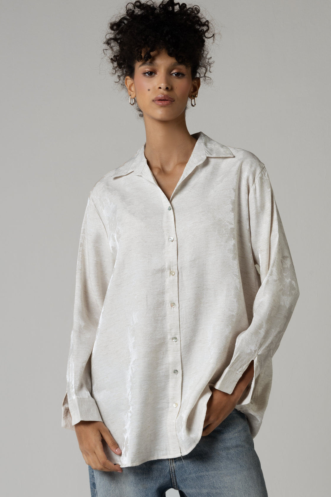 Jaquard Oversized Shirt with Shimmery Effect