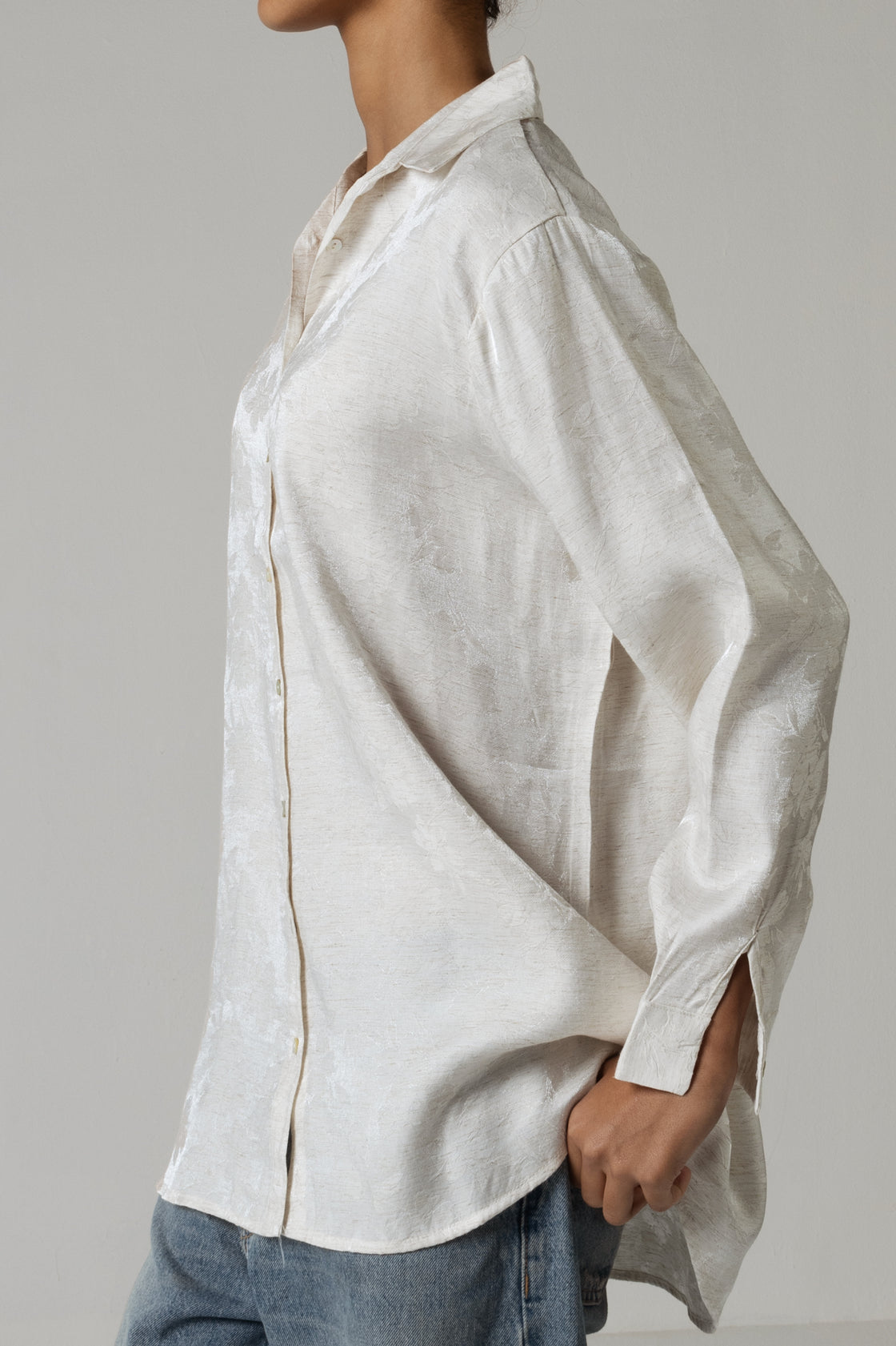 Jaquard Oversized Shirt with Shimmery Effect